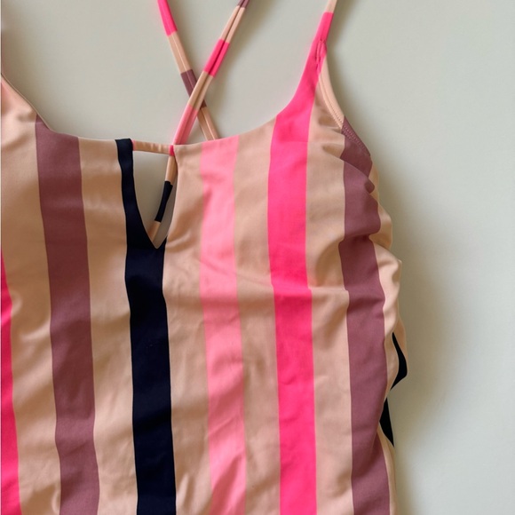 Strip one piece bathing suit - Picture 4 of 12